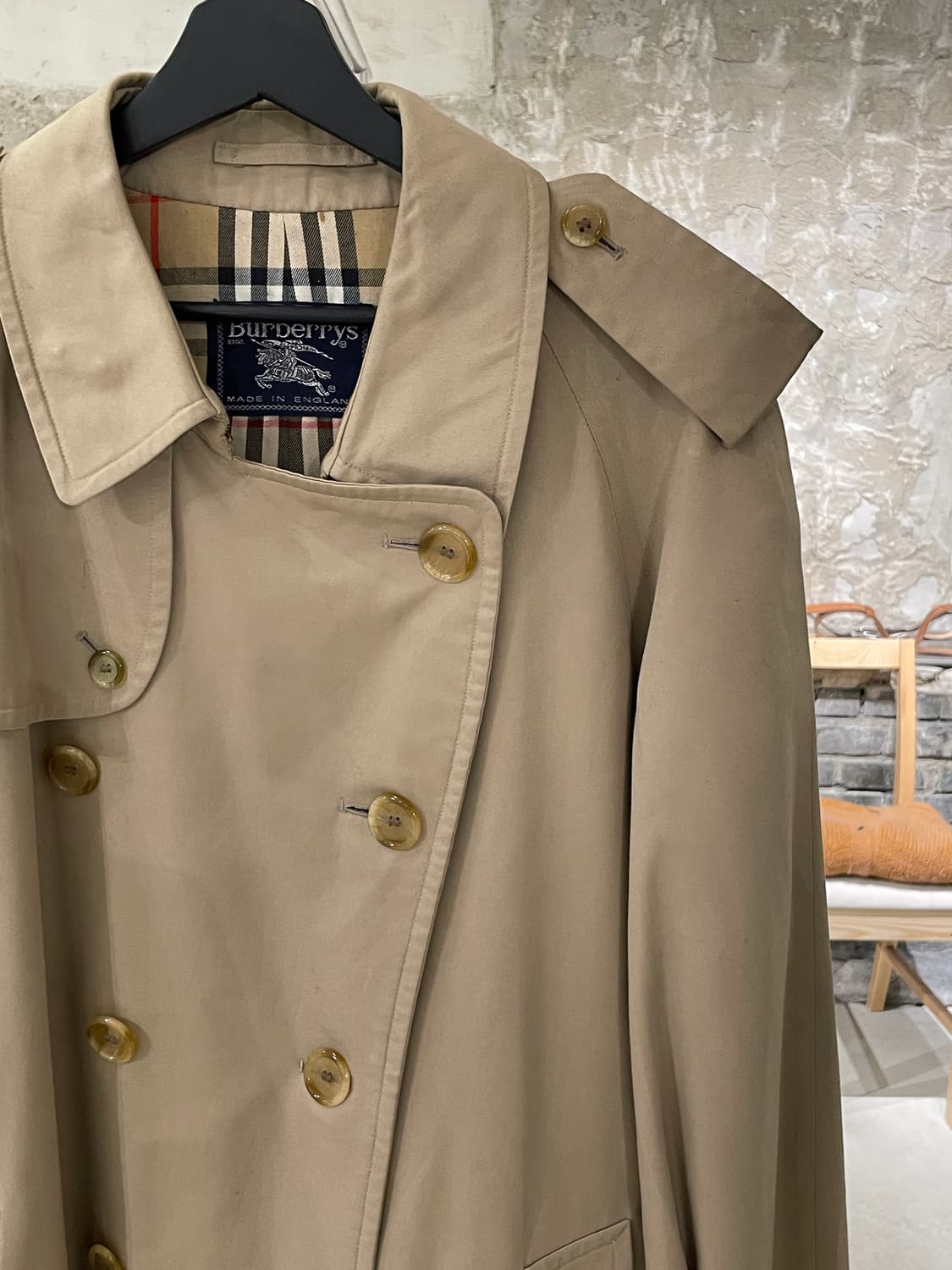 버버리 베이지 숄더 스트랩 코튼 벨티드 코트 상품이미지3