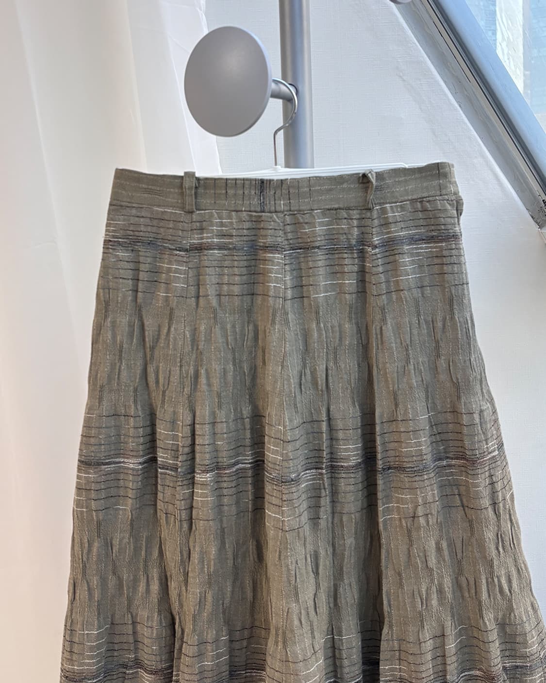 eimu khaki fairy texture long skirt 상품이미지6