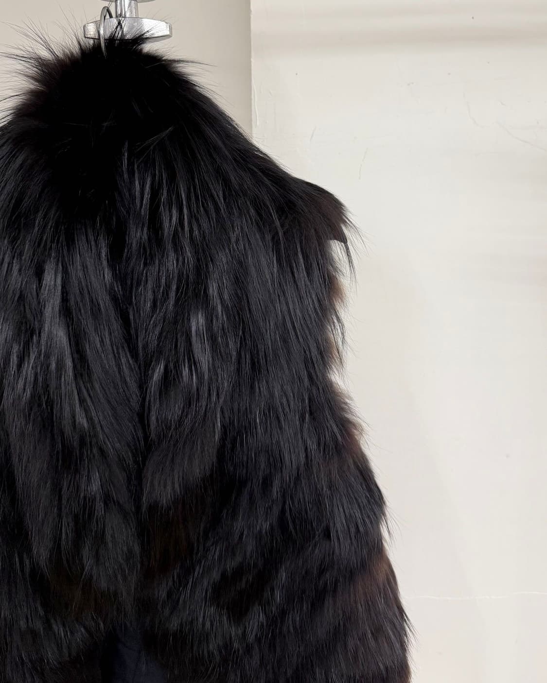 랑방 컬렉션 블랙 폭스퍼 자켓 상품이미지4