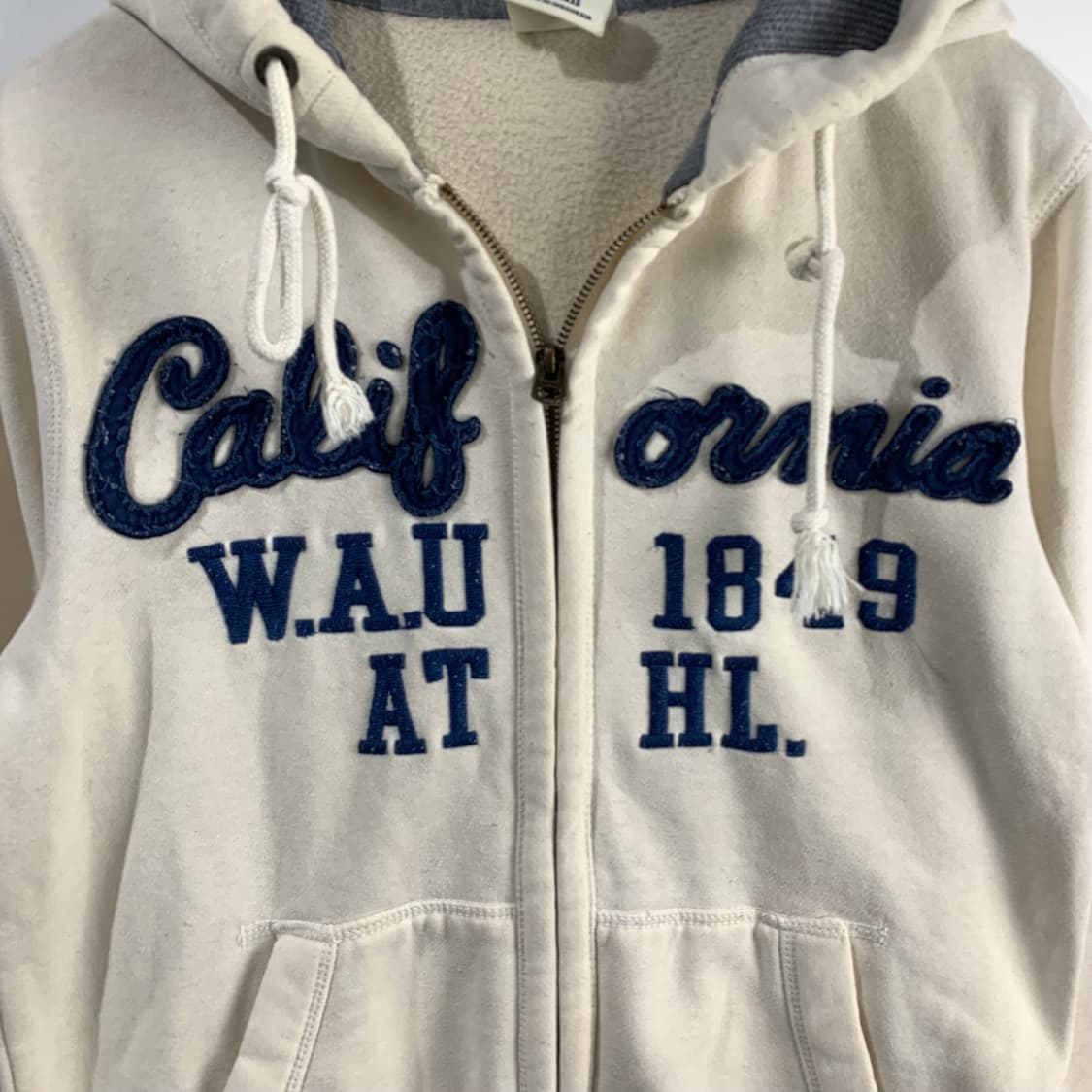 후아유 y2k 와투케 아이보리 후드집업 상품이미지4