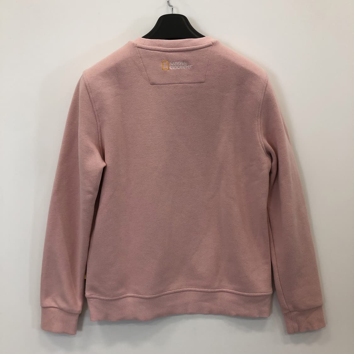 내셔널지오그래픽 라이트핑크 스웻셔츠 S 자수로고  상품이미지4