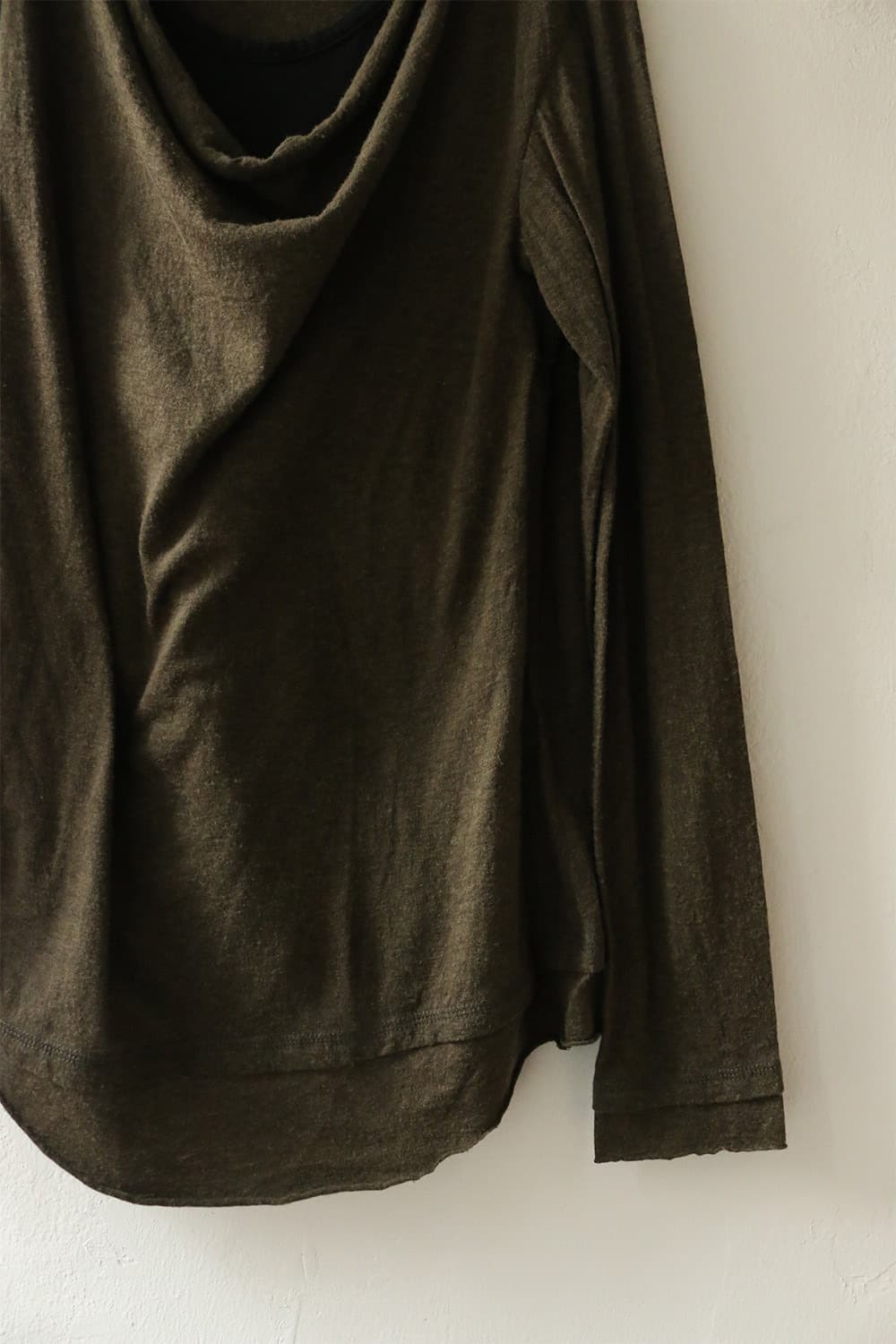 캐서린 햄넷 런던 컷소우 롱슬리브 상품이미지5