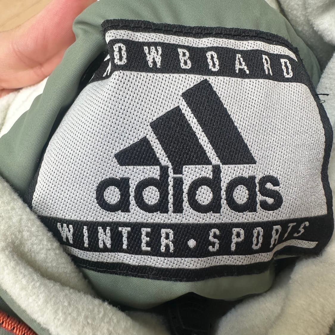 아디다스 00s 카키스노우보드아노락 100 상품이미지3