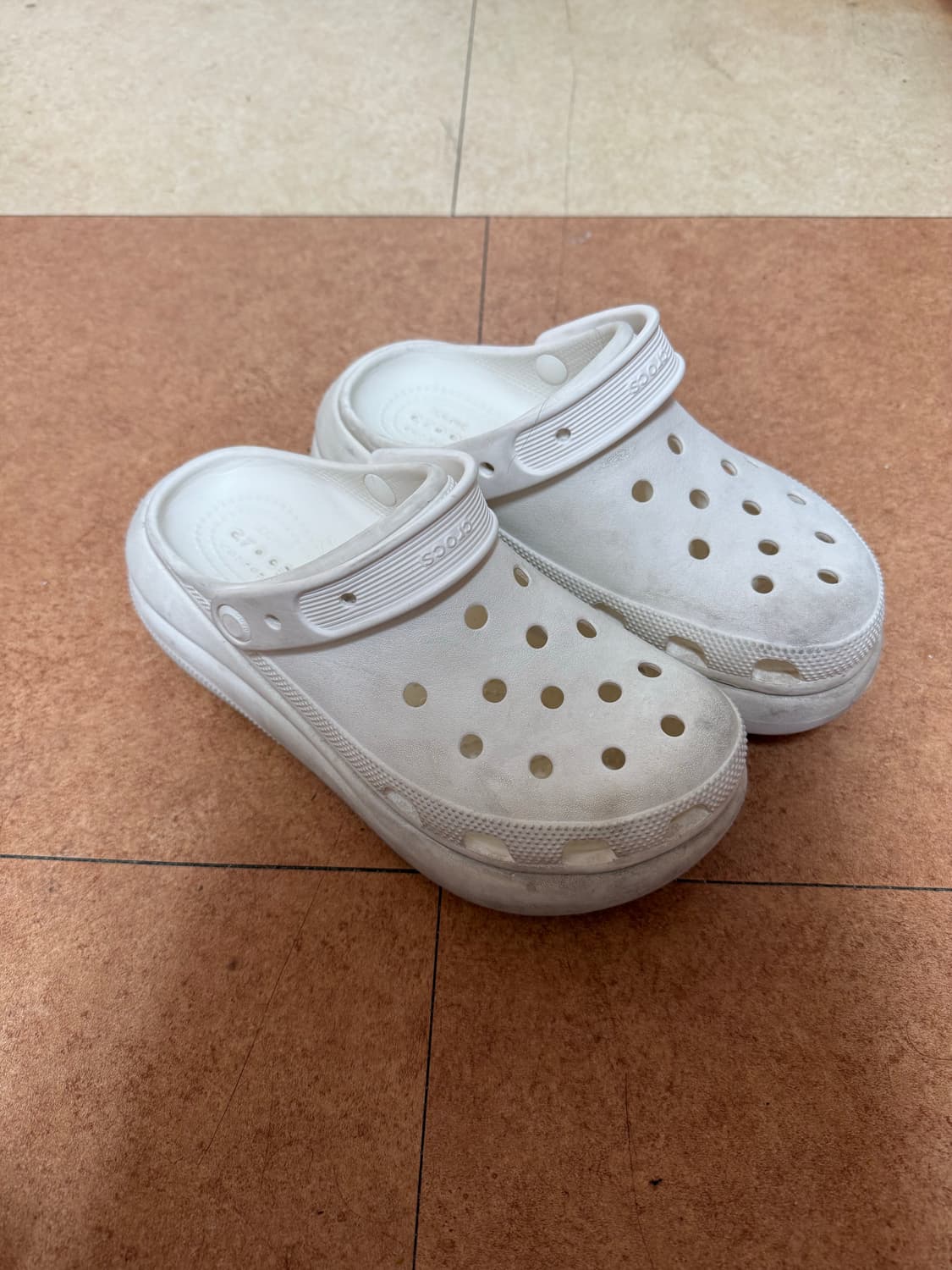 크록스 크러쉬 클로그 상품이미지1