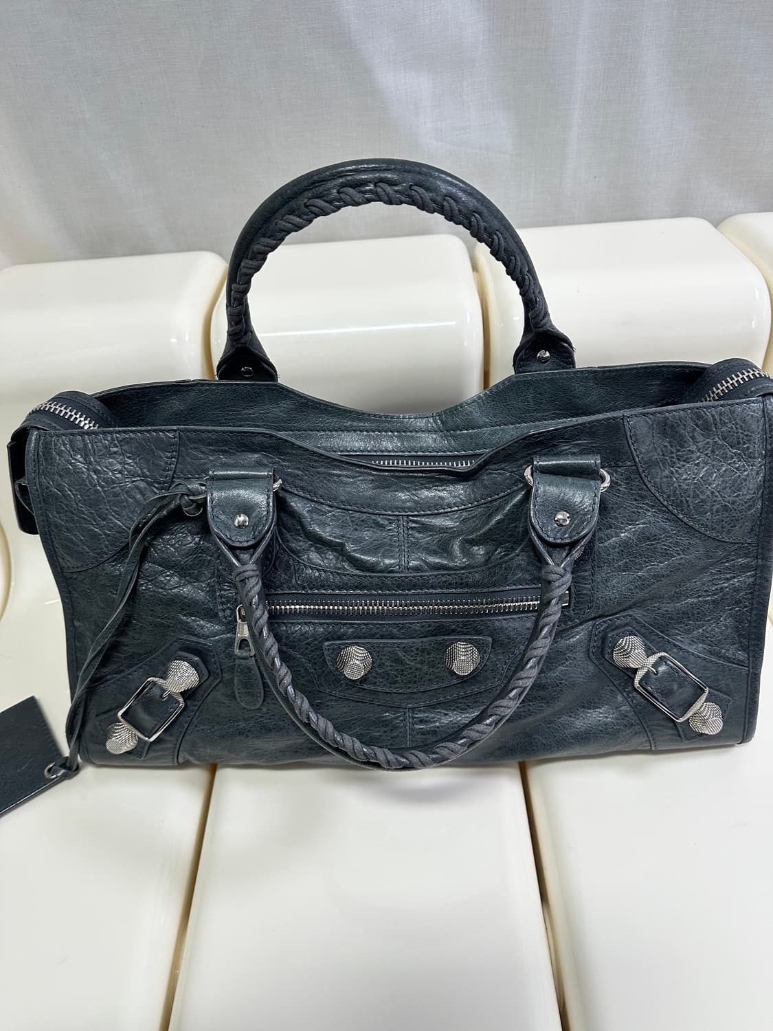 [A 정품] 발렌시아가 시티 모터백 파트타임 다크그레이 상품이미지4