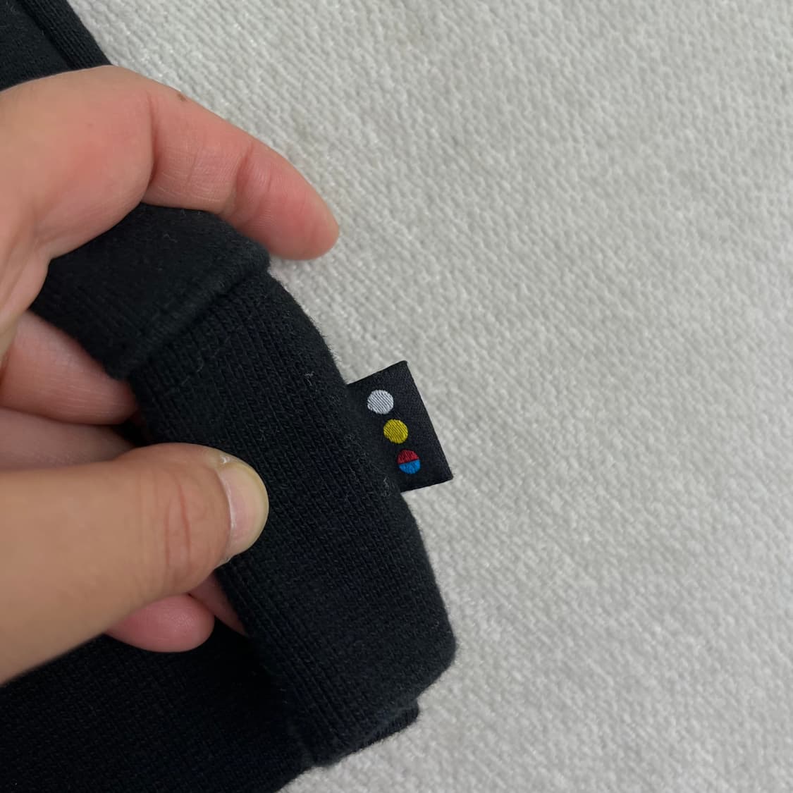 110 아이앱 스튜디오 블랙 후드티 상품이미지5