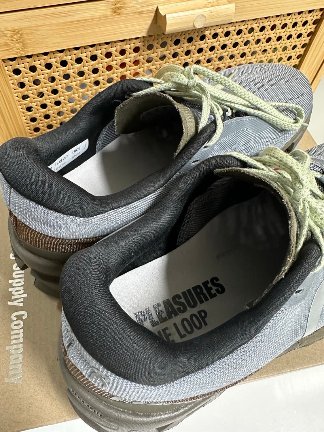 온러닝 플레져스 더루프 클라우드몬스터2 상품이미지6