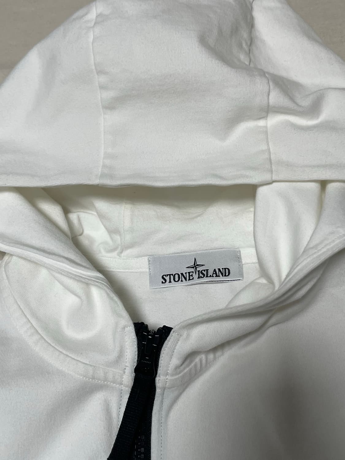 23FW) 스톤아일랜드 후드집업 [2XL] 상품이미지2