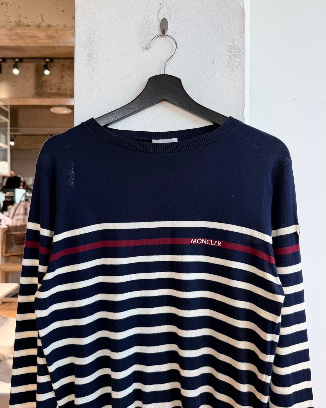 몽클레르 네이비 스트라이프 크루넥 니트  상품이미지3