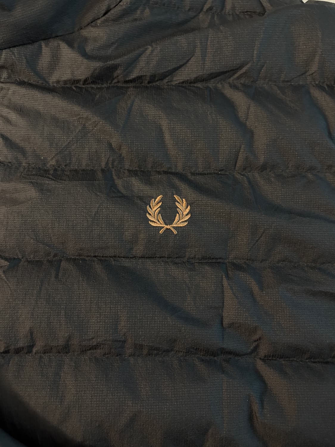 프레드페리 인술레이트 경량패딩 상품이미지4