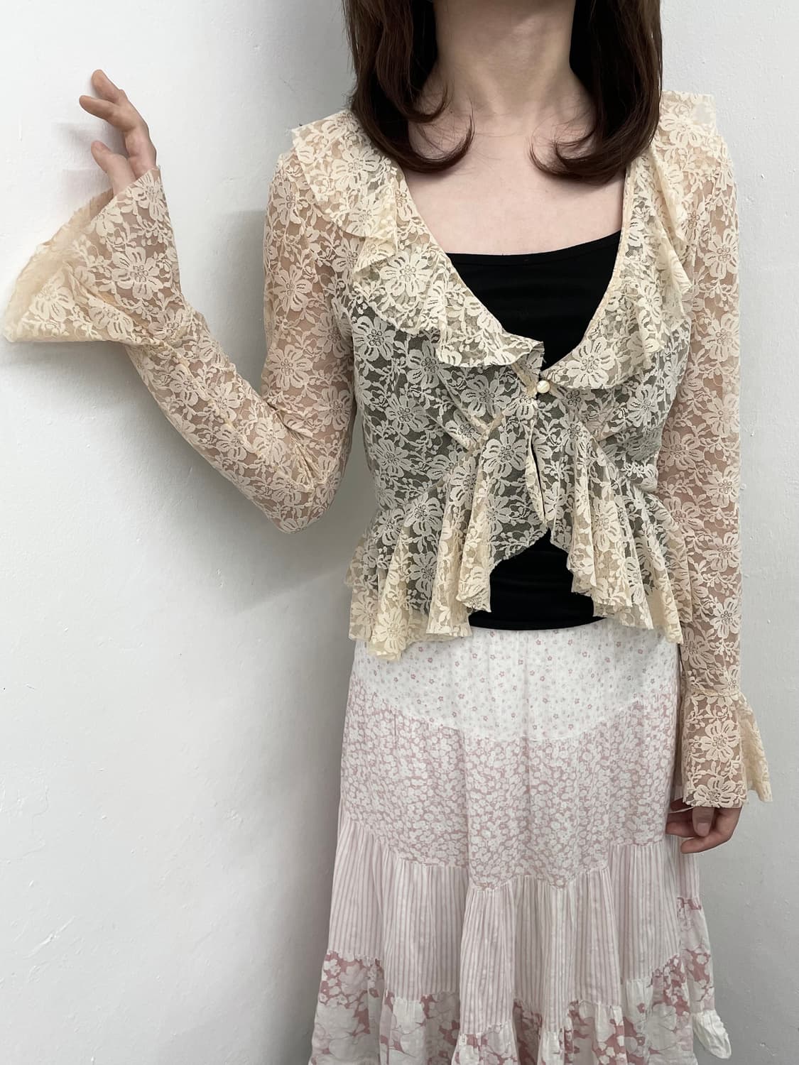 무드 레이스 프릴 볼레로 탑 상품이미지2