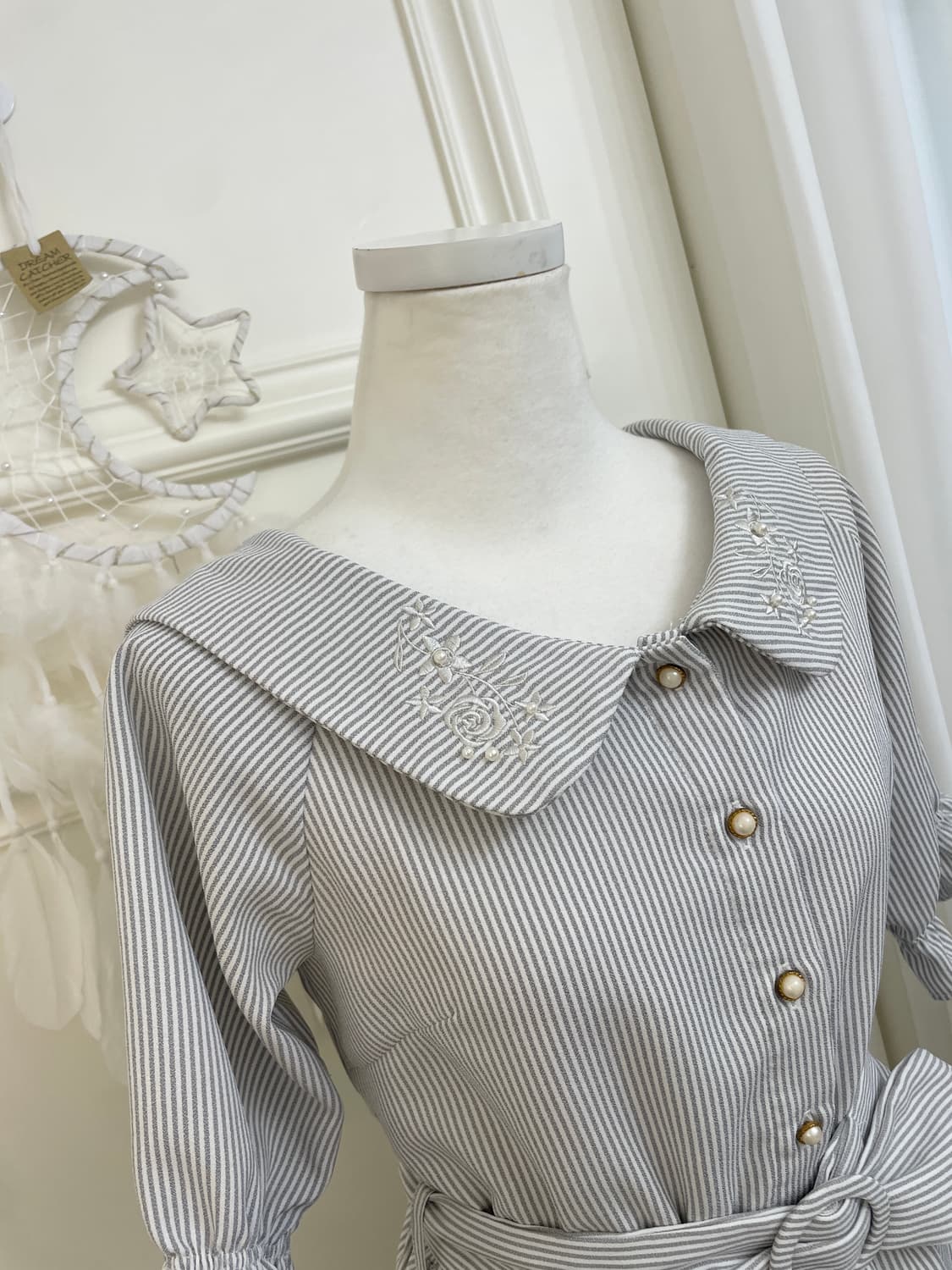 gray stripe collar rose embroidery midi 상품이미지8
