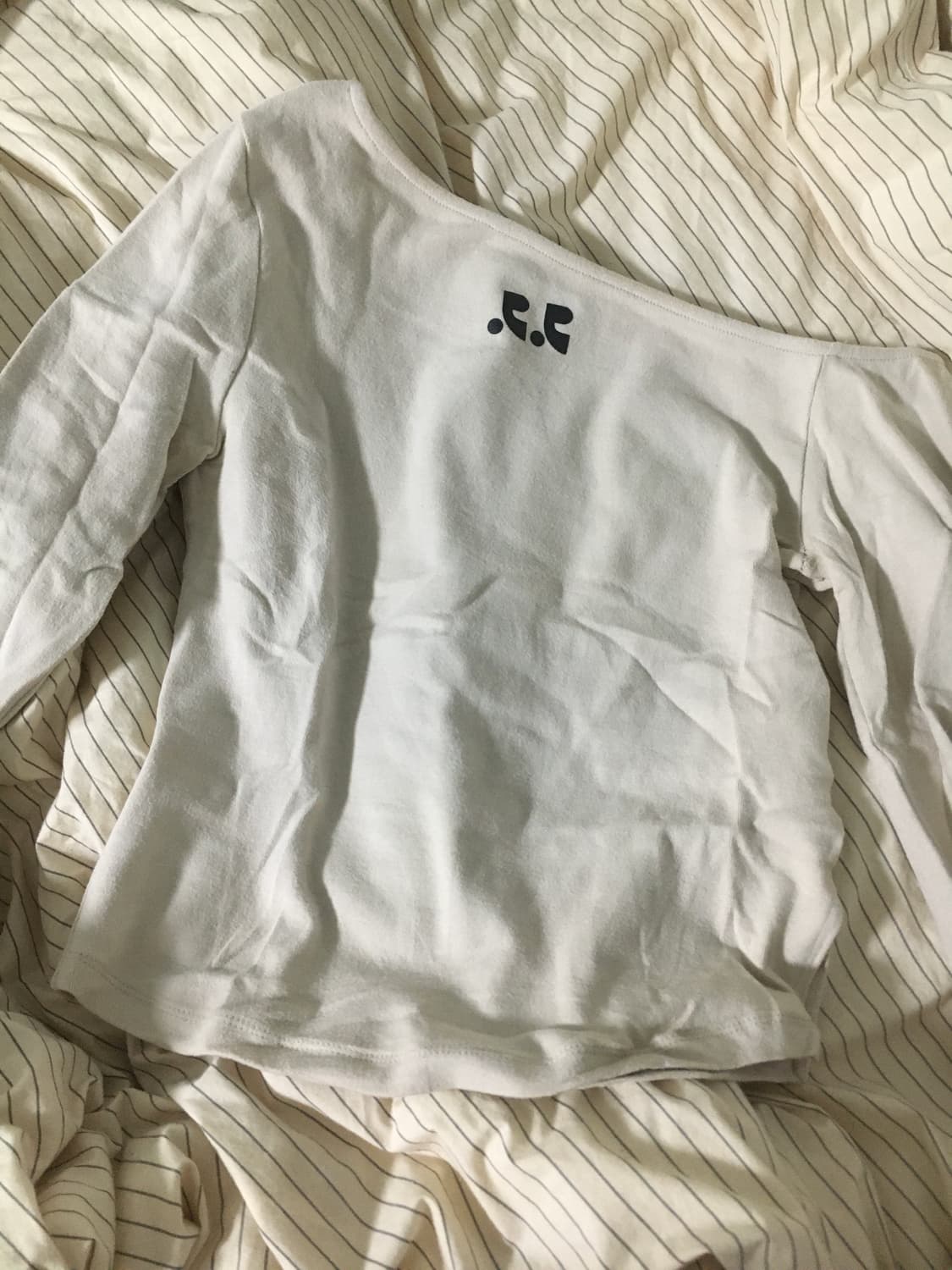 레스트앤레크레이션 원숄더롱슬리브 상품이미지3