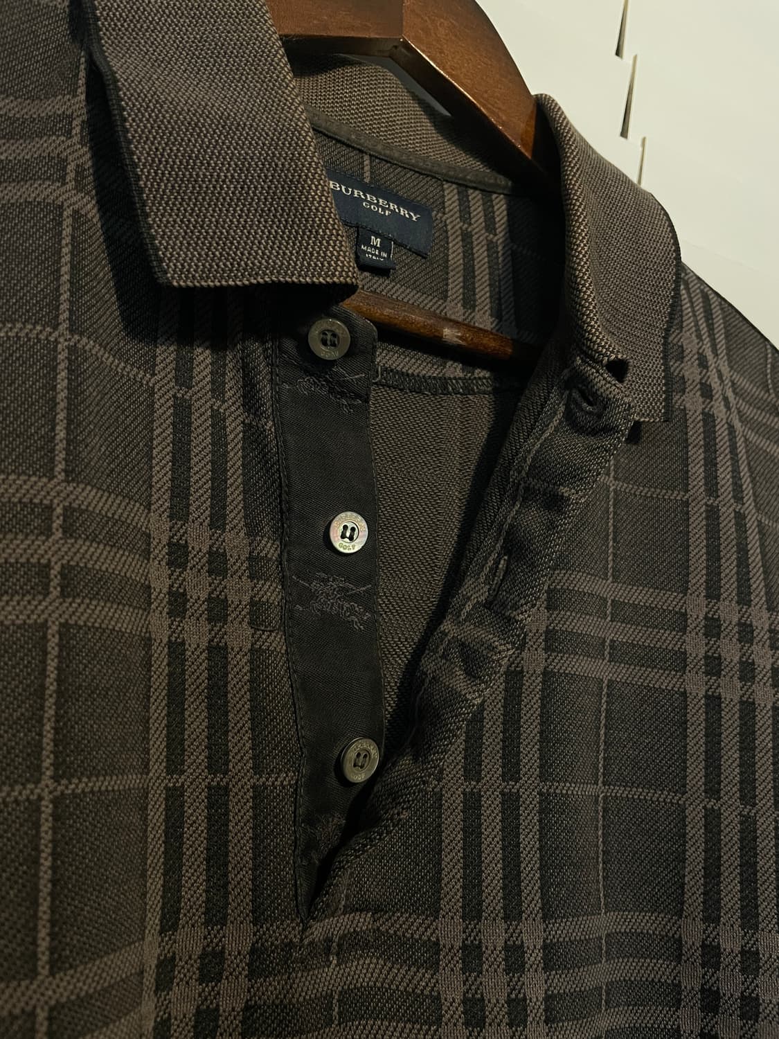 버버리 다크체크 pk넥 상품이미지6