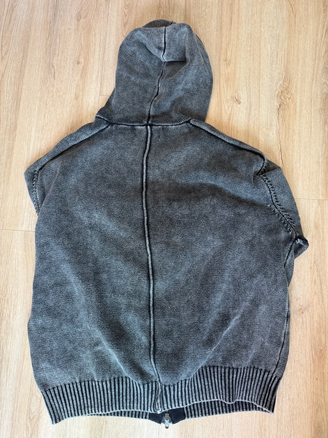 엘무드 피스 다이드 후디 니트 집업 스테인 차콜 상품이미지2