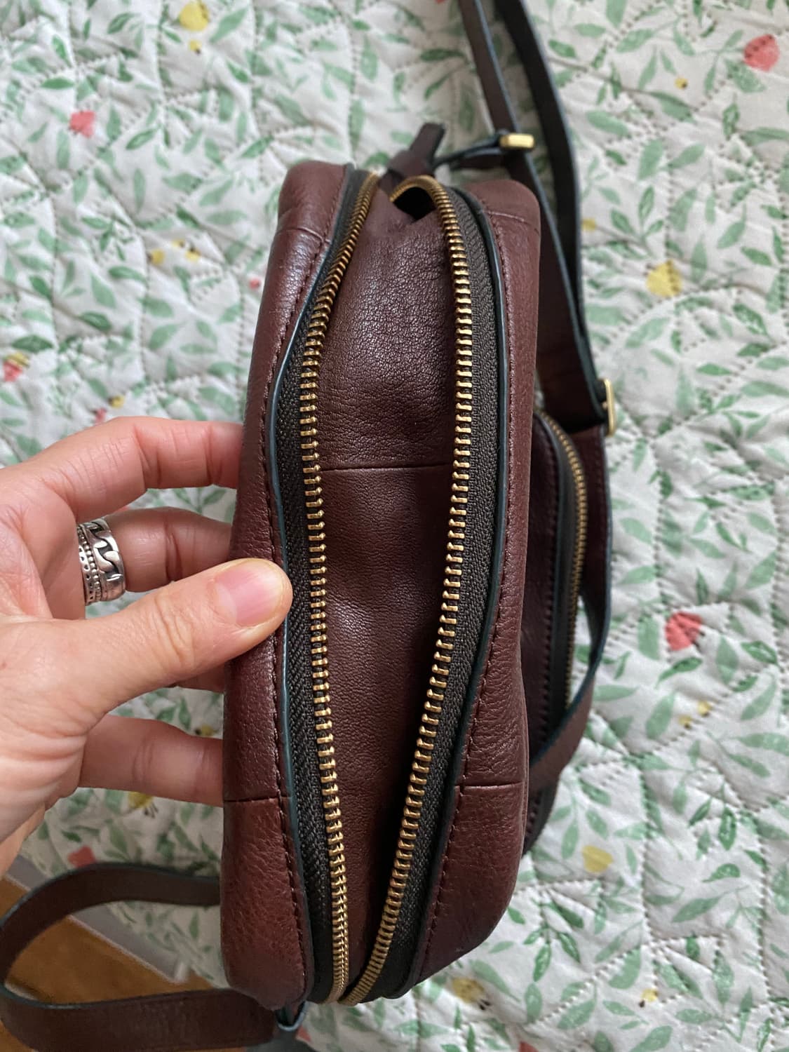 파슬 브라운 가죽 크로스백 상품이미지7