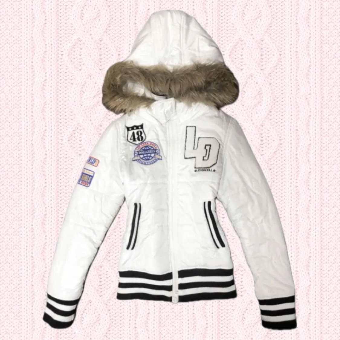 리즈리사 화이트 패치 3way 숏패딩 유일매물 상품이미지1