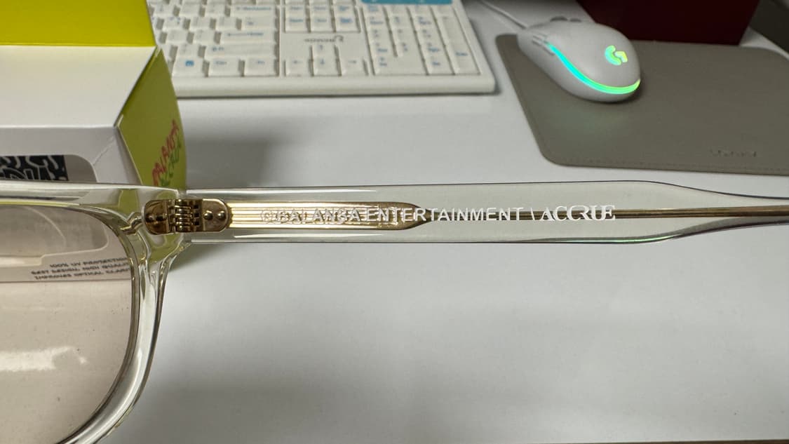 발란사 x 어크루 뉴스 클리어 상품이미지6