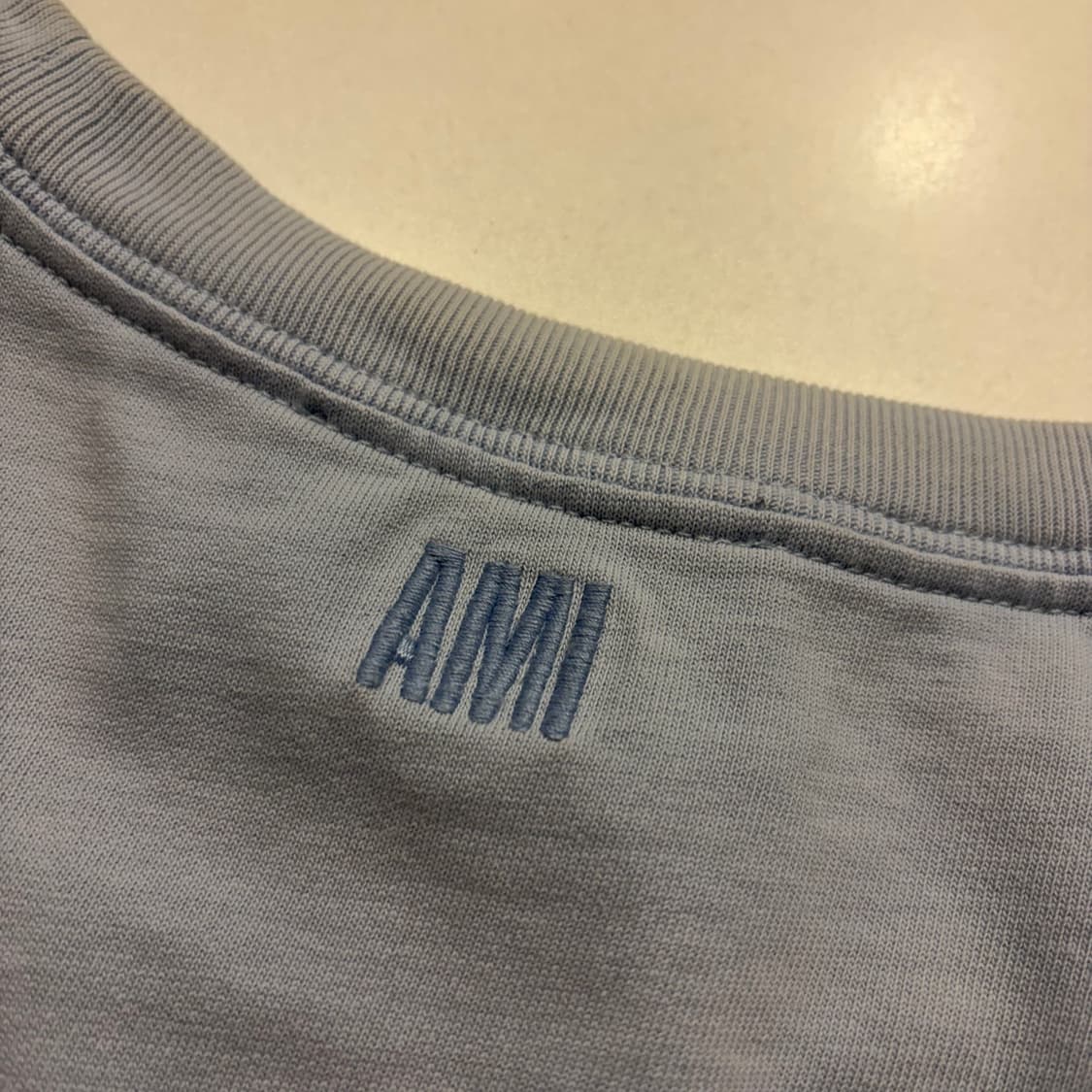 [M] 아미 스몰 하트 반팔티 스카이 블루 B870 상품이미지10