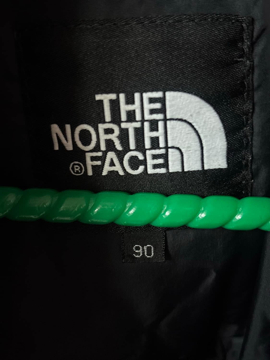 라이즈 성찬 착용 노스페이스 눕시 퍼플 패딩 S-M사이즈 상품이미지7