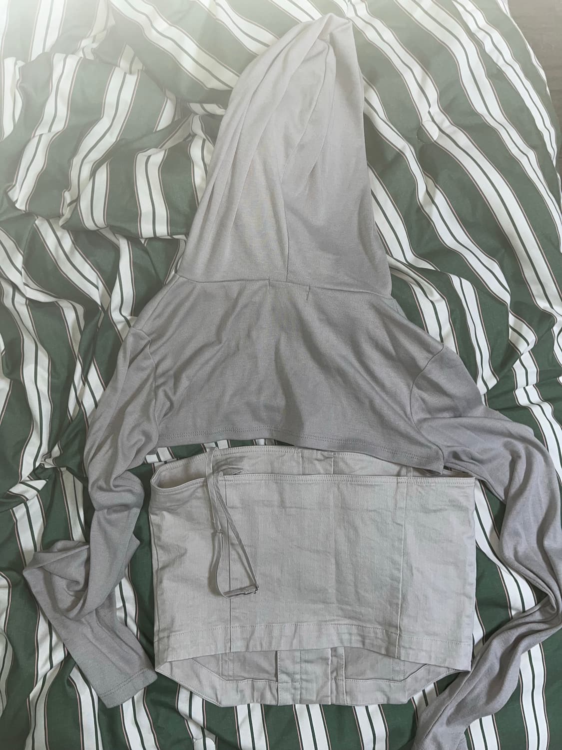 낫유어로즈 그레이 후디 탑 상품이미지2