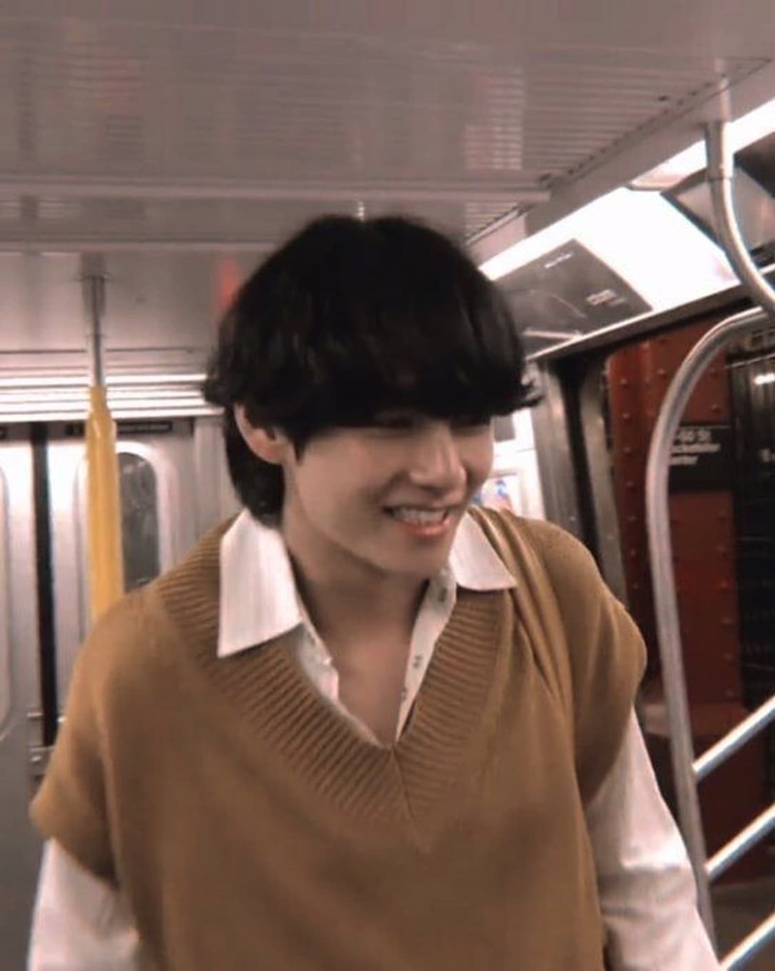 [BTS 뷔님 착용] 로샤스 리조트 니트 베스트 상품이미지2