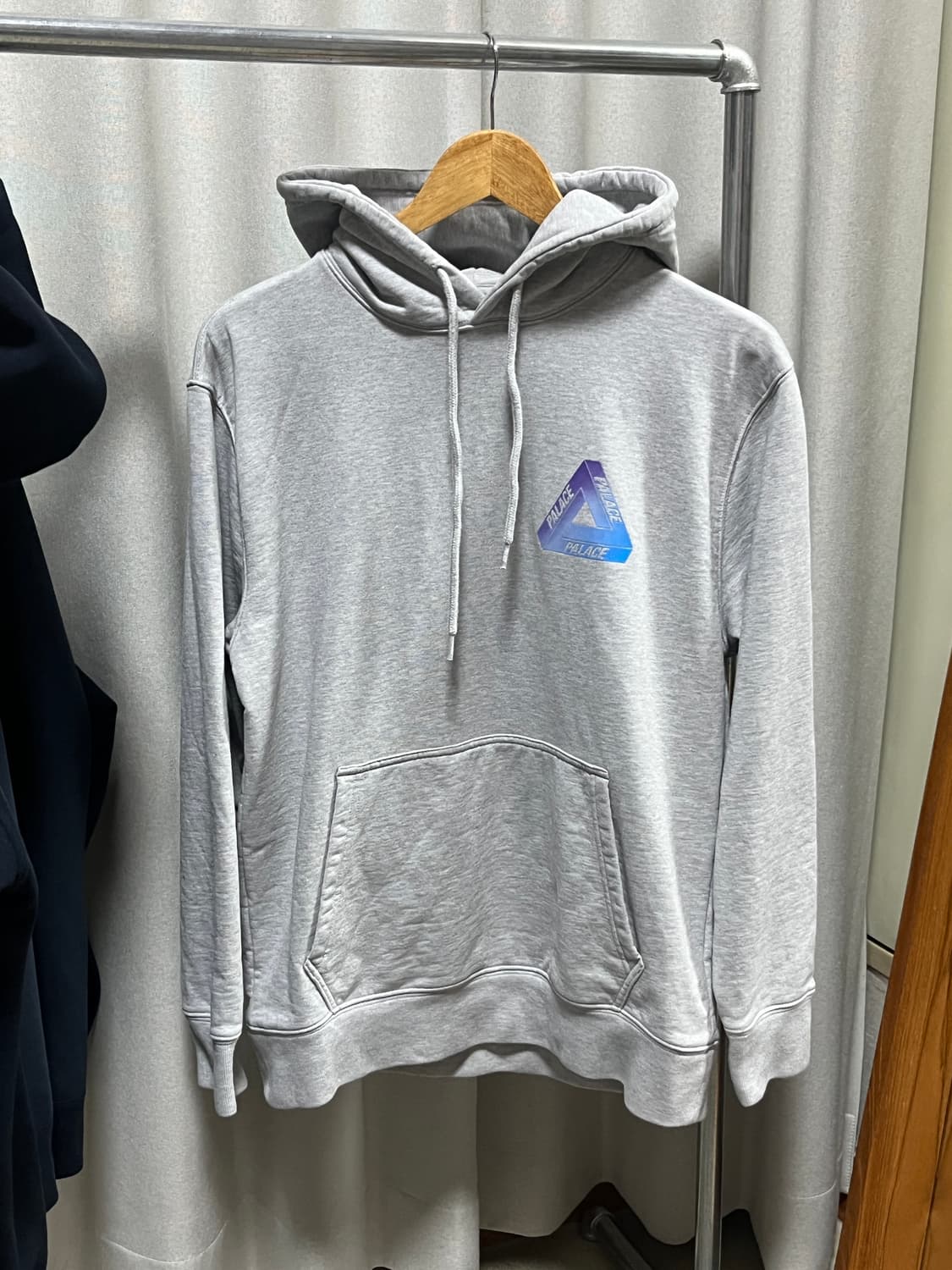 팔라스 옴브레 후드티 상품이미지4
