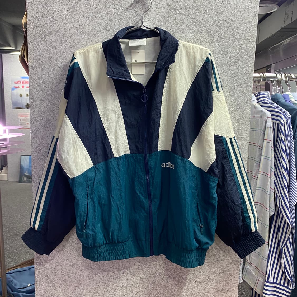 아디다스 스몰로고 올드스쿨 배색 트랙탑 바람막이 B4657 상품이미지2