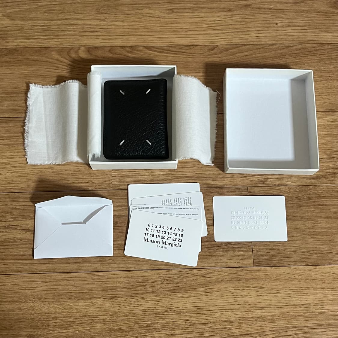 메종 마르지엘라 키링 카드지갑 블랙 풀구성 상품이미지3