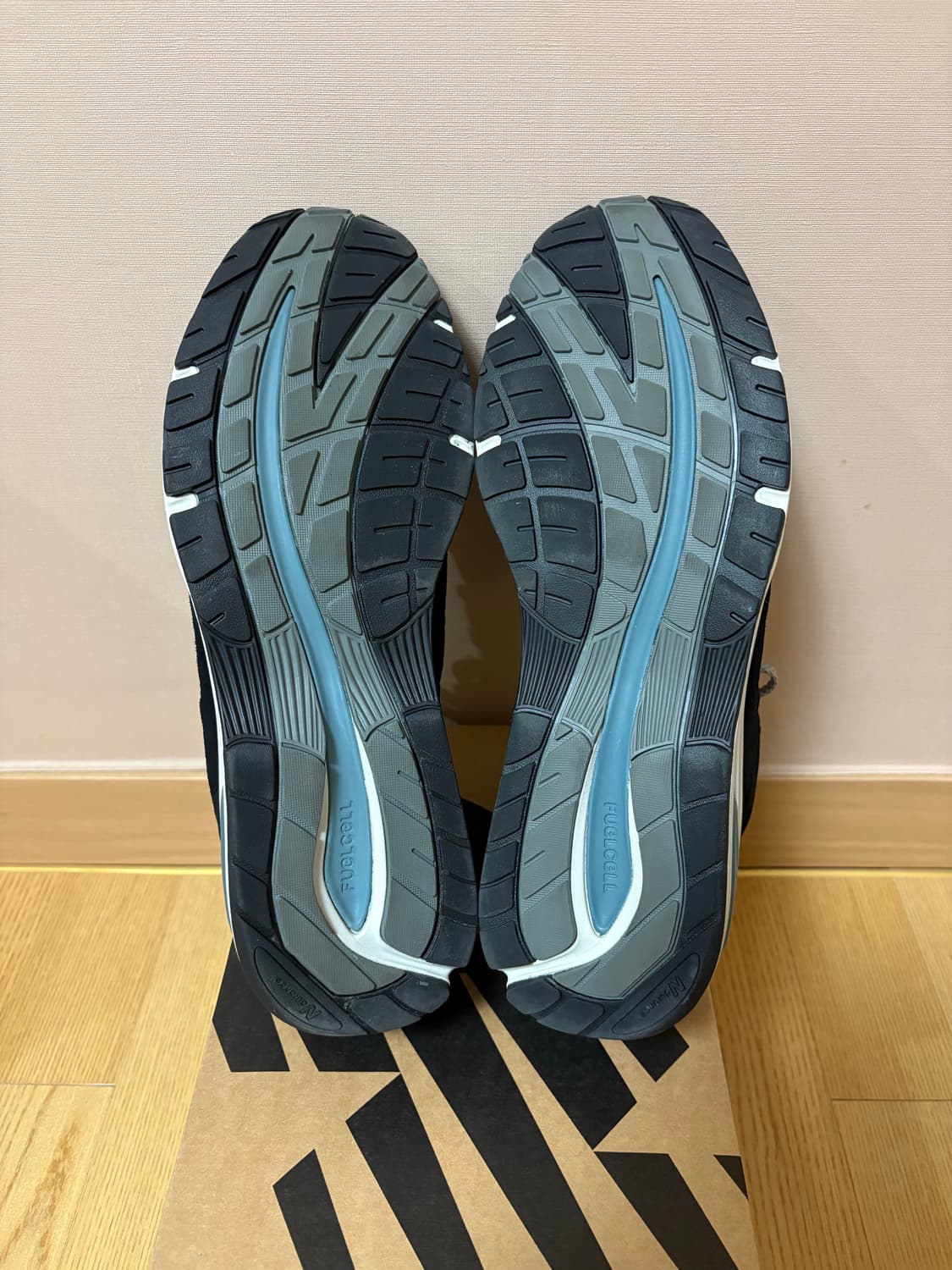 뉴발란스 991v2 290 블랙 상품이미지3