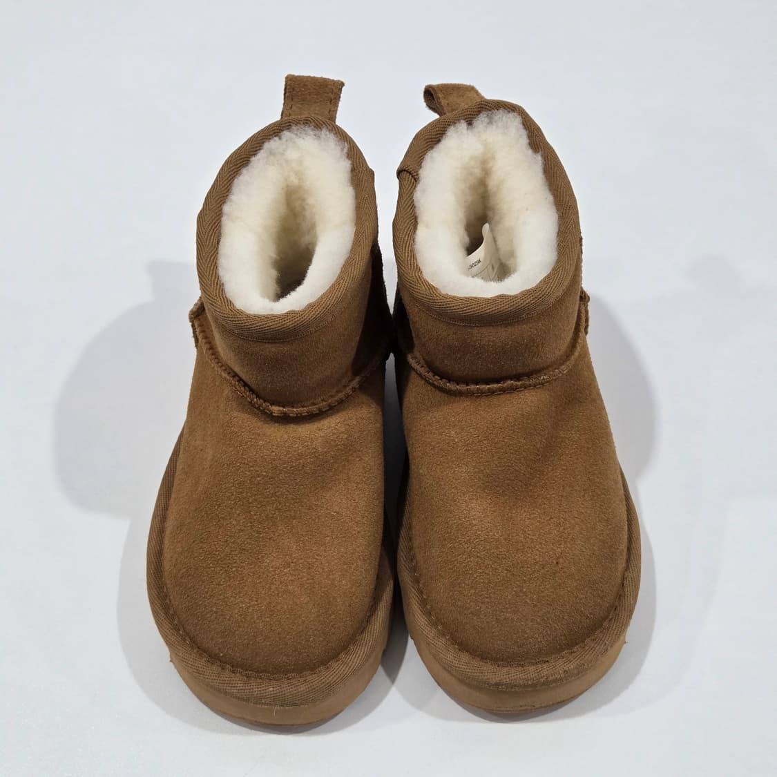 어그 키즈 클래식 미니 부츠 6/7 상품이미지3