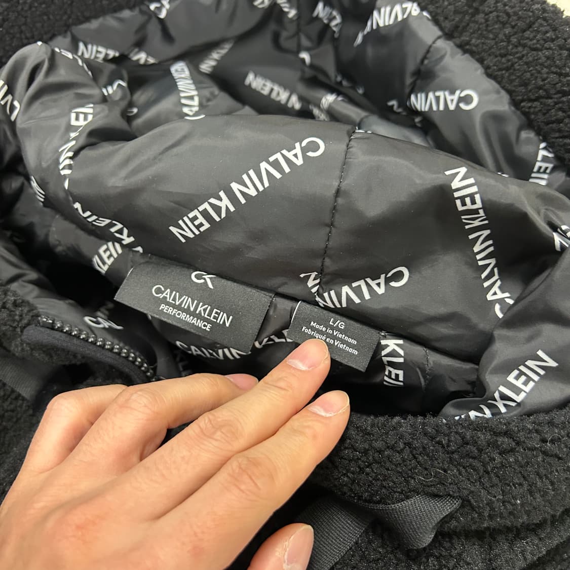 Calvin Klein Black Fleece 상품이미지6