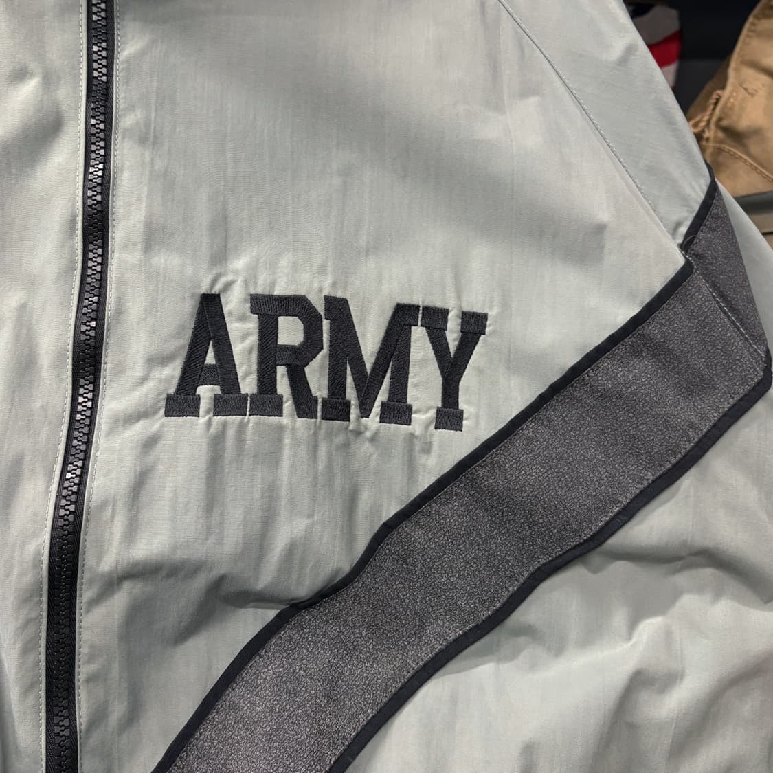 오리지널 밀리터리 U.S ARMY IPFU 트레이닝 윈드브레이커 N608 상품이미지6