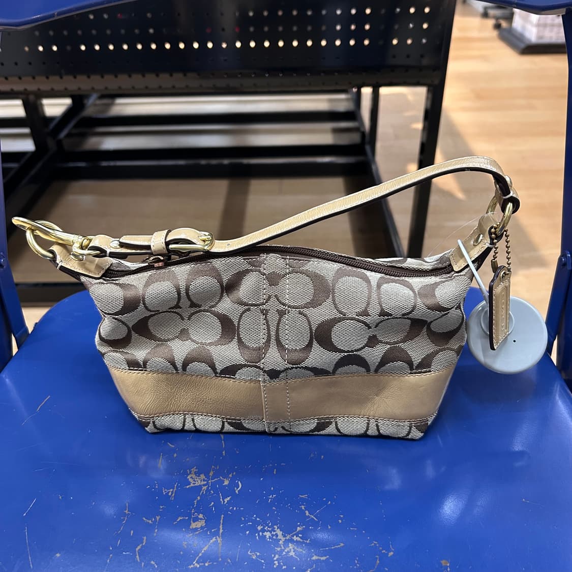 Coach C Logo Mini Bag 상품이미지2