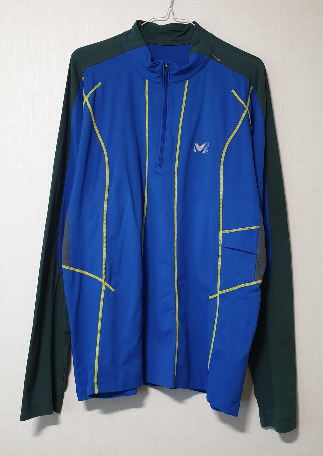 밀레 반집업 긴팔티 110사이즈 # 상품이미지1