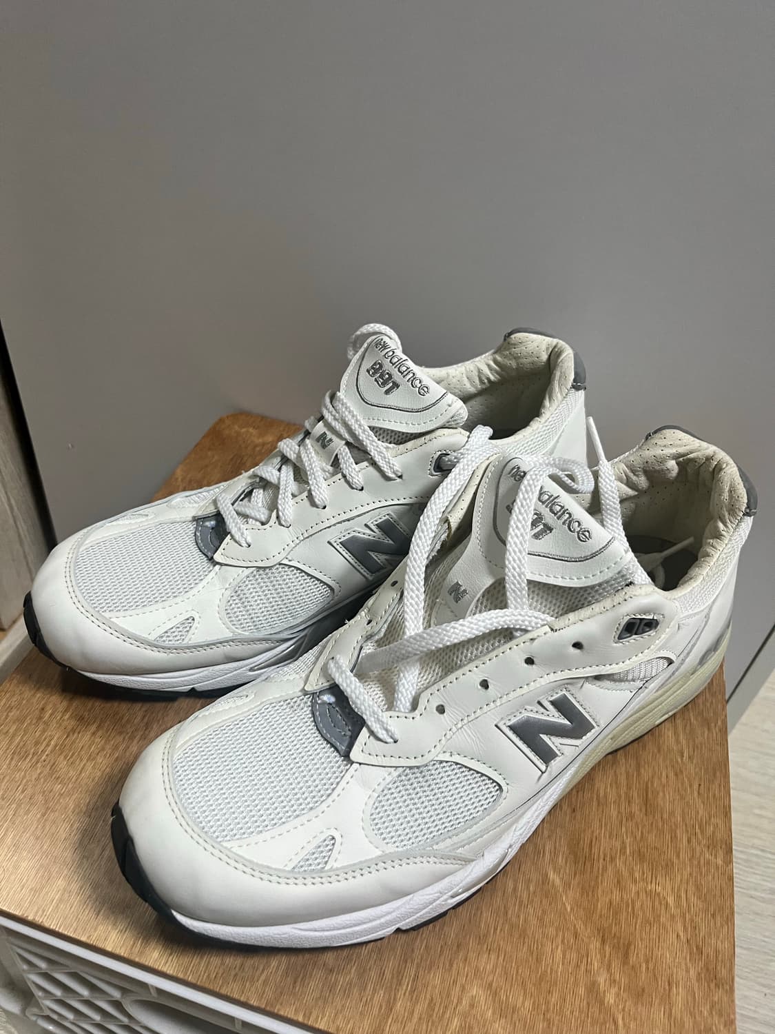 뉴발란스 991 uk 290 화이트 레더 상품이미지1