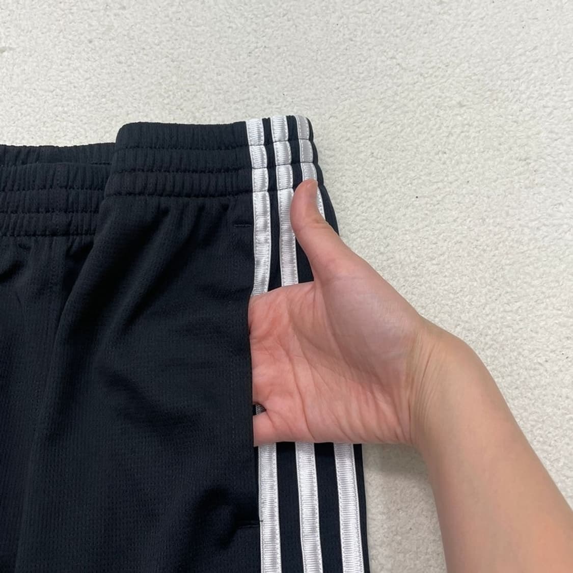 ADIDAS 트랙 하프팬츠 블랙 XL 상품이미지4