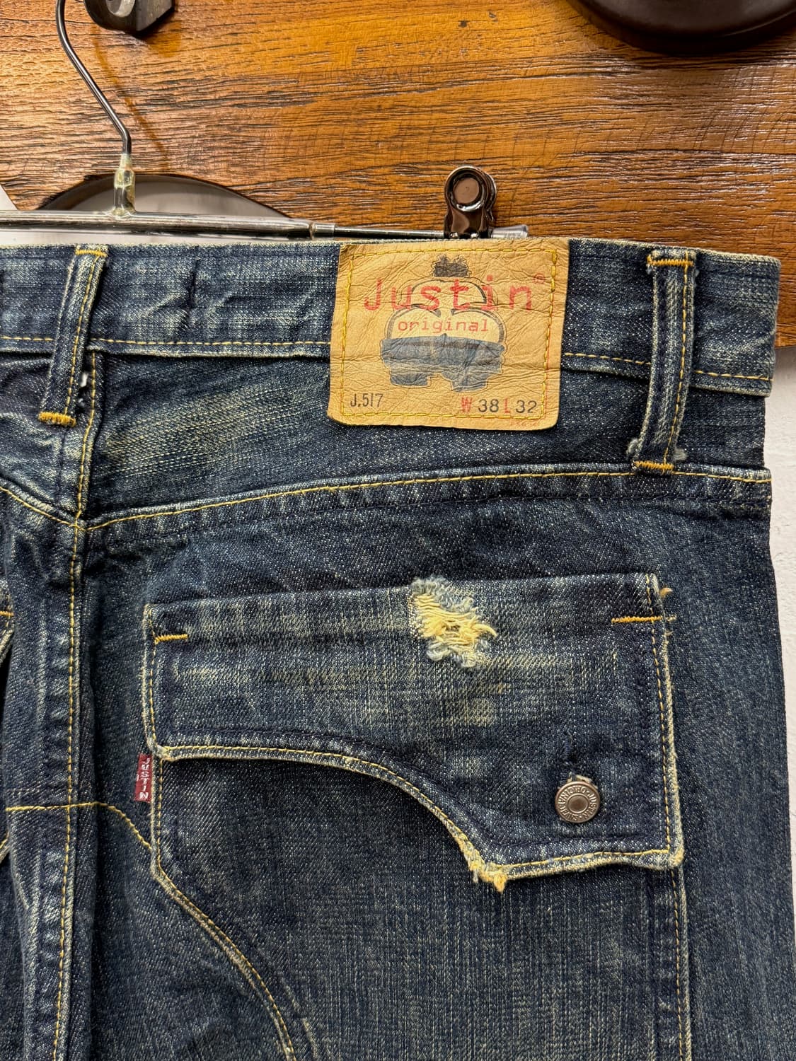 JUSTIN Original J.517 Distressed Denim 상품이미지3