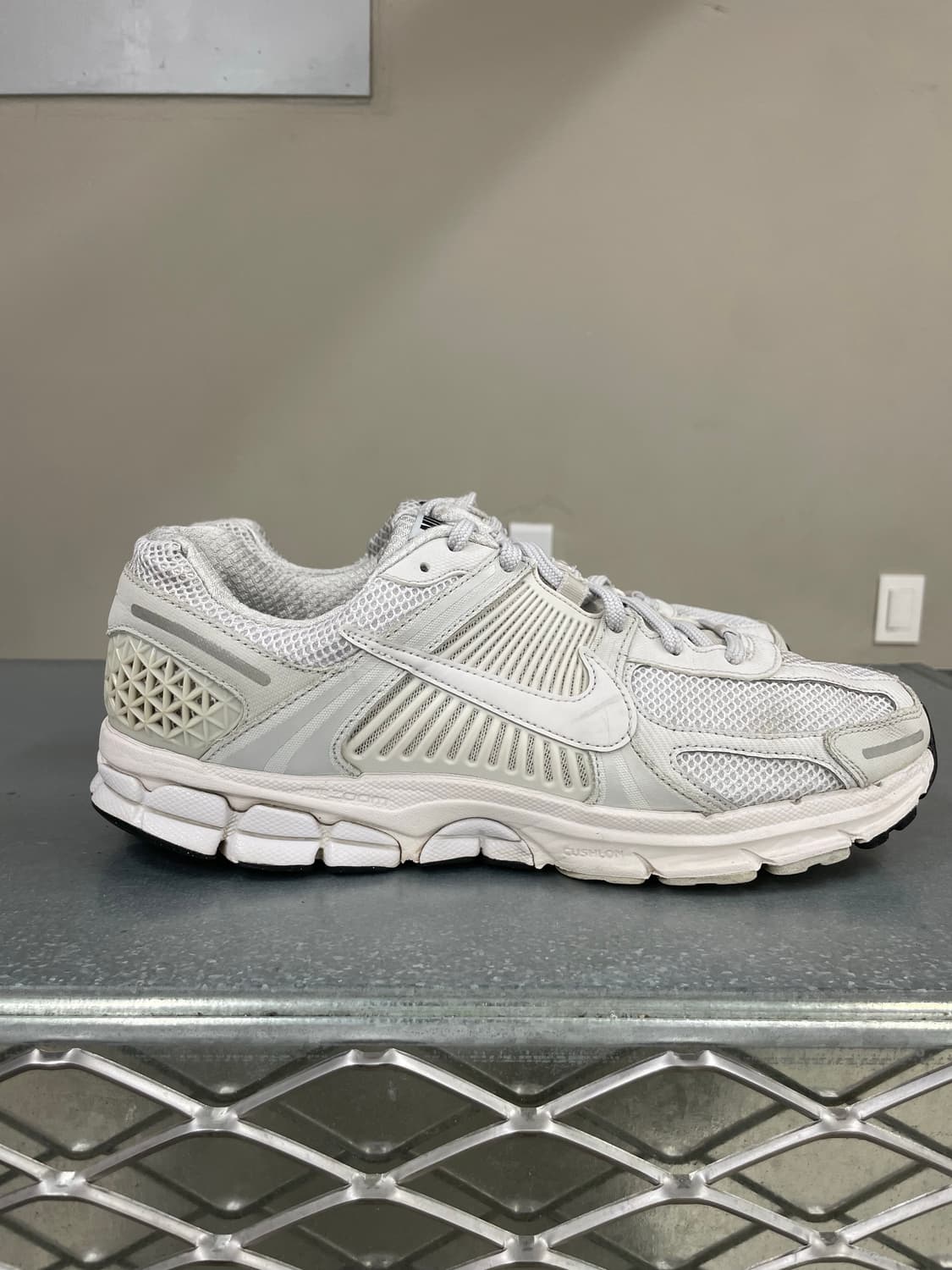 나이키 줌 보메로 5 285 상품이미지4