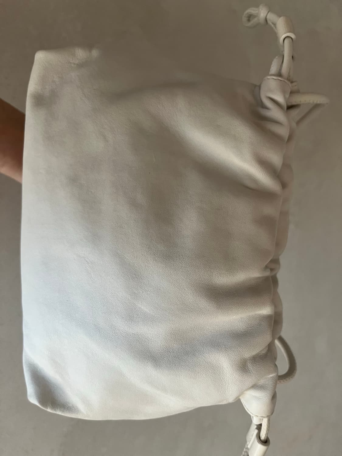 코스 카바텔리 가방 화이트 상품이미지8