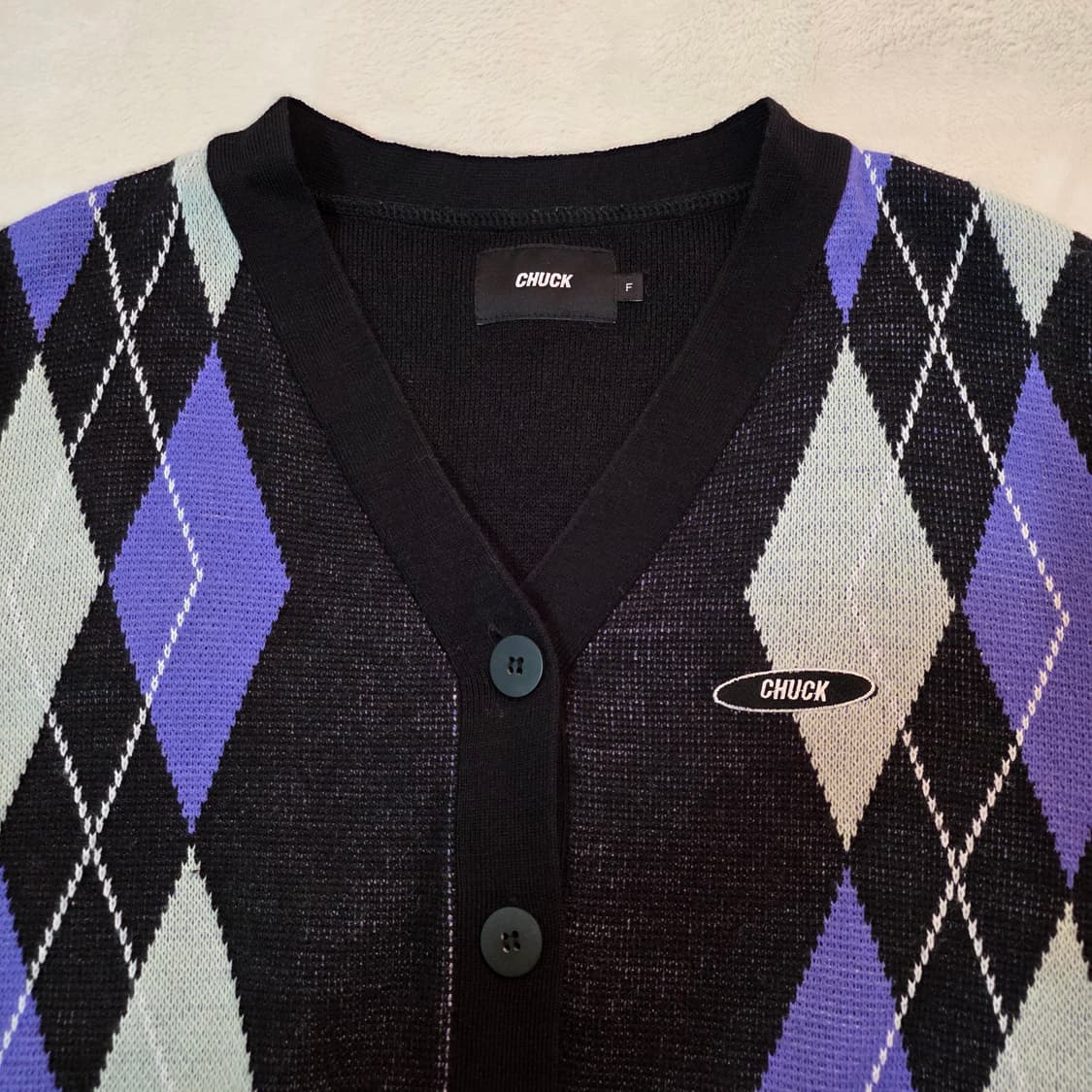 (F)여성 CHUCK 아가일 크롭 가디건 상품이미지2