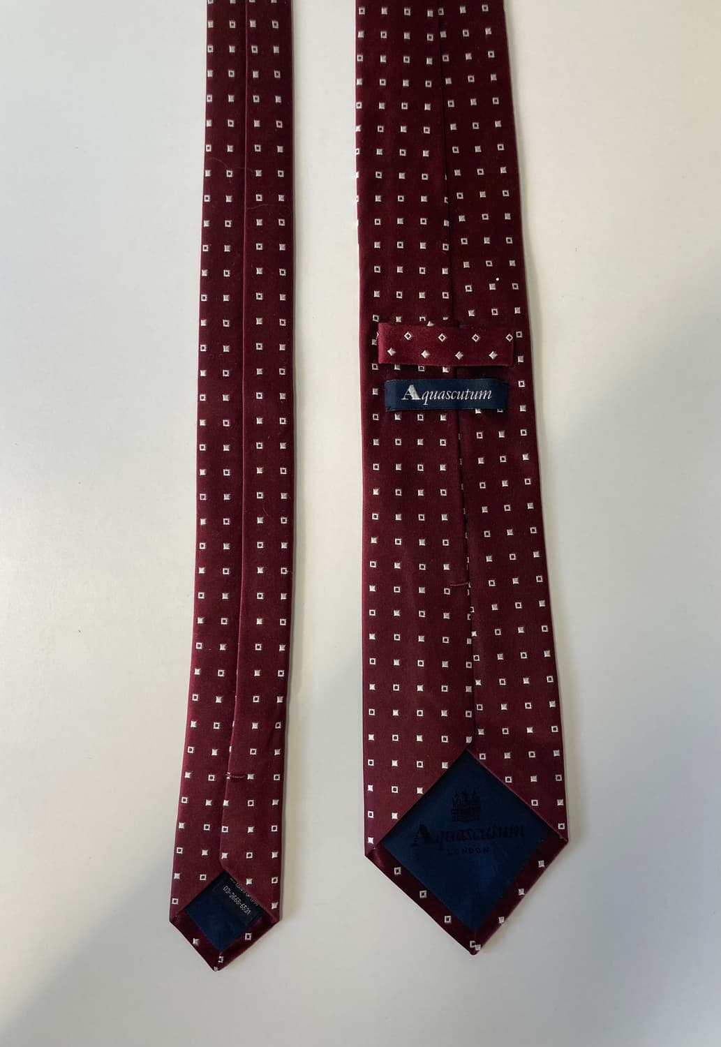 아쿠아스큐텀 넥타이 상품이미지2