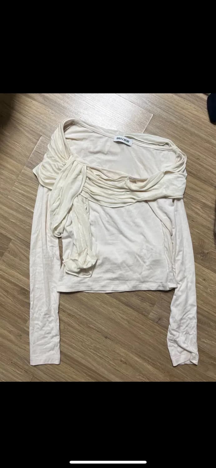 마우솔레움 Ella Sheer 베이지 엘라 쉬어 숄더 탑 상품이미지3