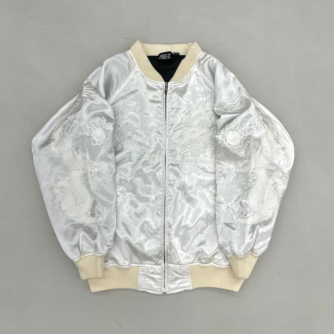 Dogtown 독타운 도그타운 드래곤 용자수 오리엔탈 스카쟌 화이트 상품이미지1