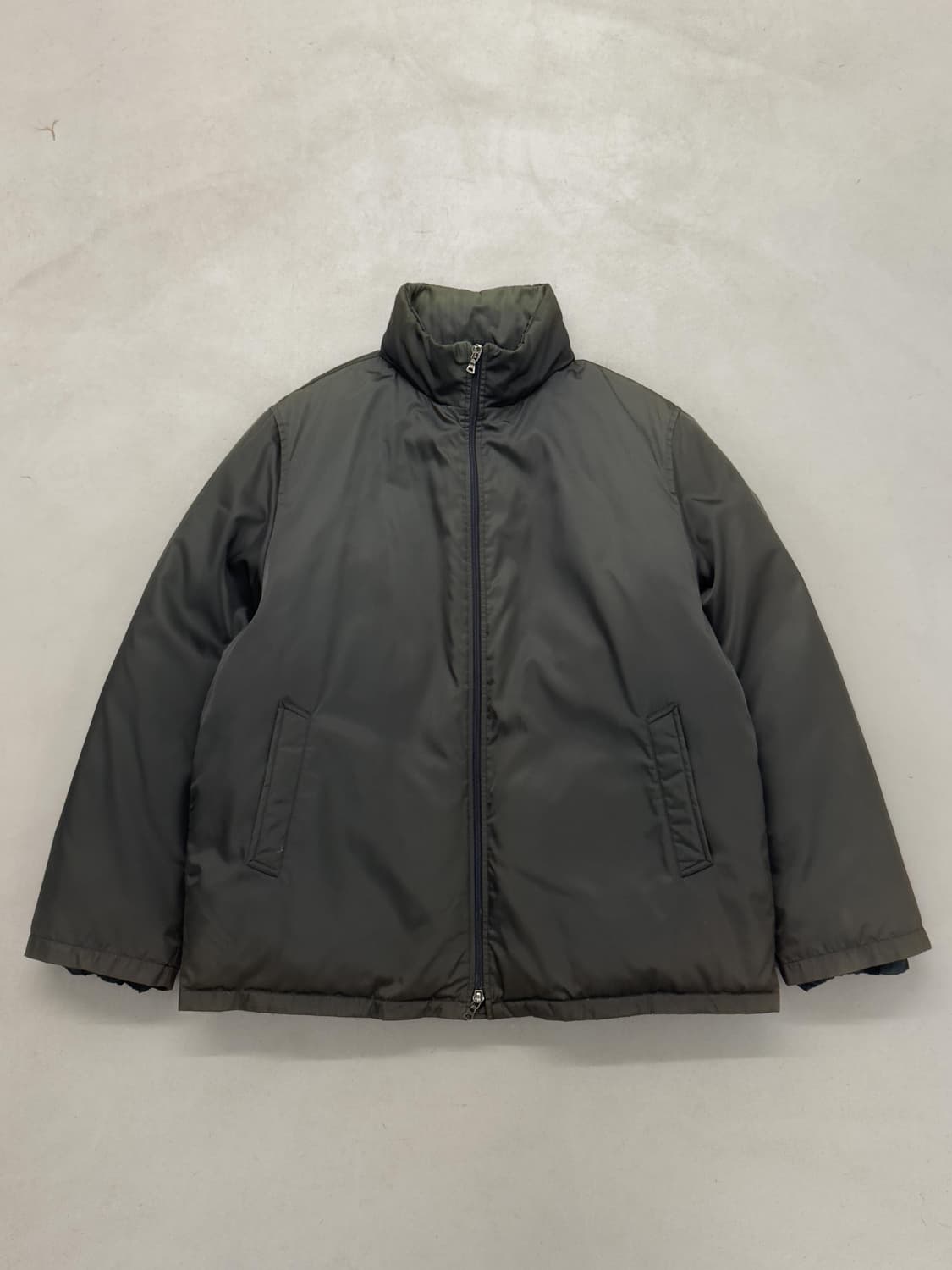 90s 프라다 나일론 푸퍼 패딩 상품이미지1