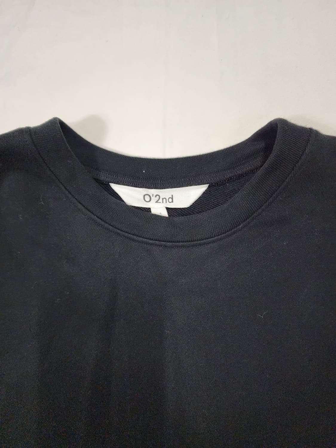 오즈세컨 플라워 레이스 블랙 맨투맨 상품이미지5