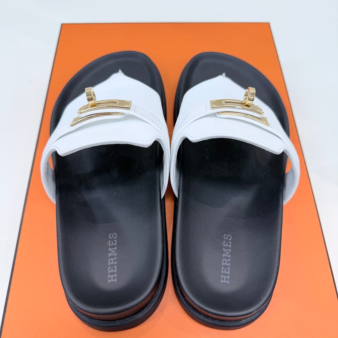 [미사용/230] 에르메스 엠파이어 케리 버클 스웨이드 샌들 슬리퍼 상품이미지8