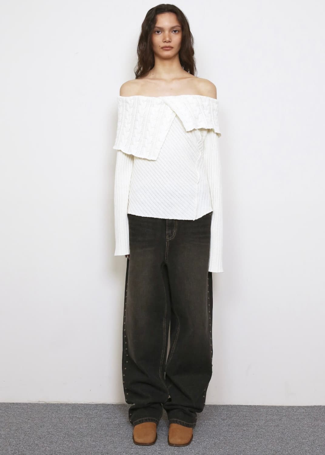 폴리수엠 청키 케이블 오프숄더 니트 크림  상품이미지4