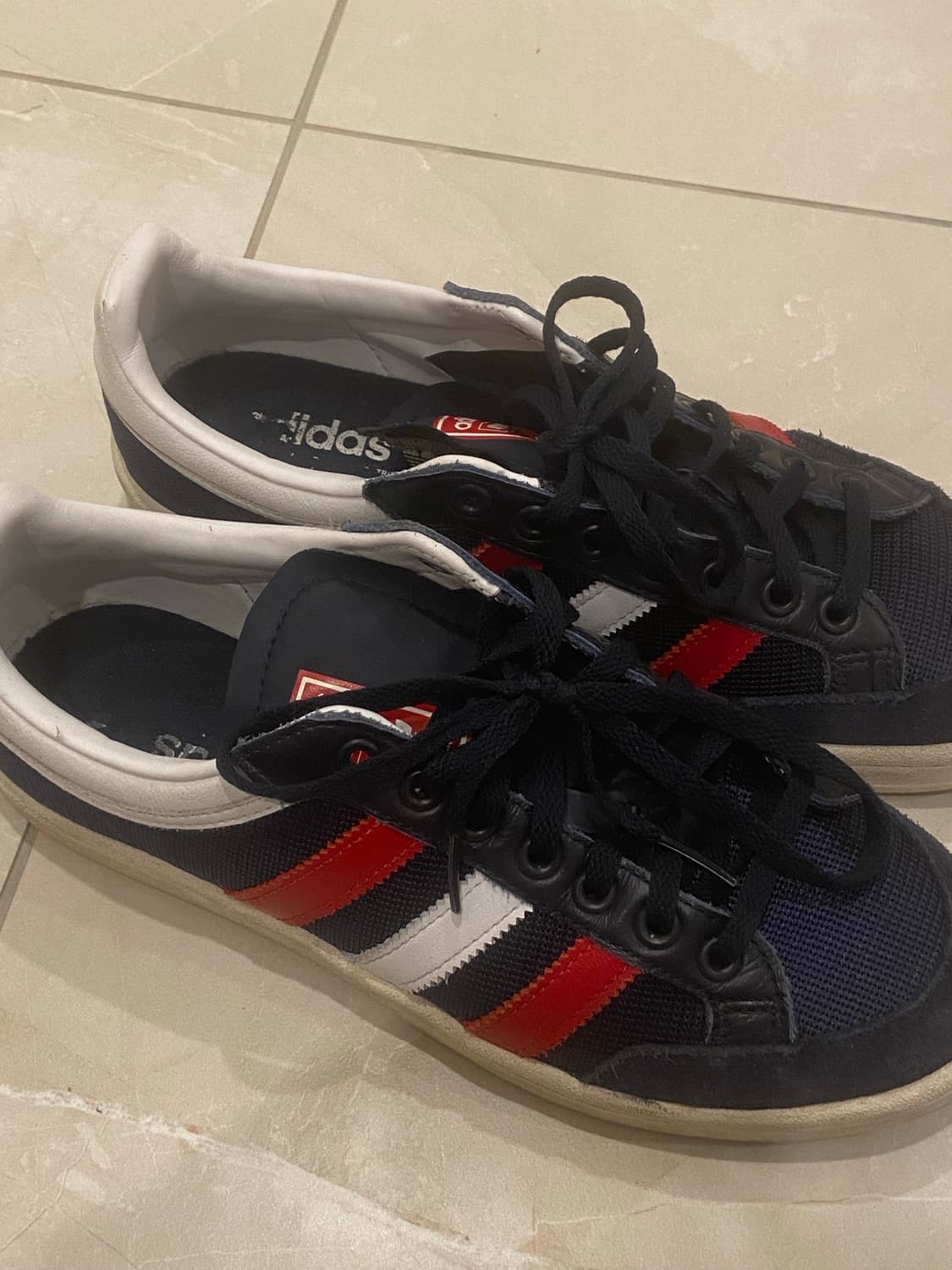 아디다스 신발 상품이미지1