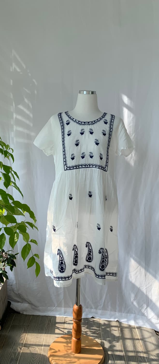 아오이유우st 자수 원피스 상품이미지1